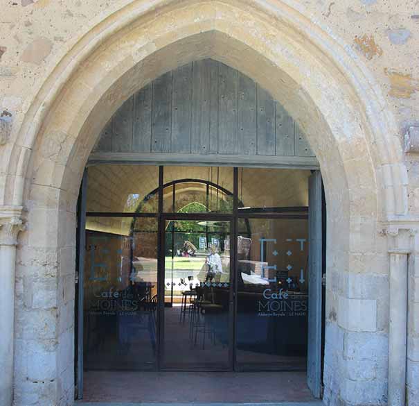 vitrage chauffant cafeteria abbaye epau vitrumGlass02